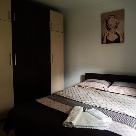 Apartament Dacul Hunedoara Ngoại thất bức ảnh