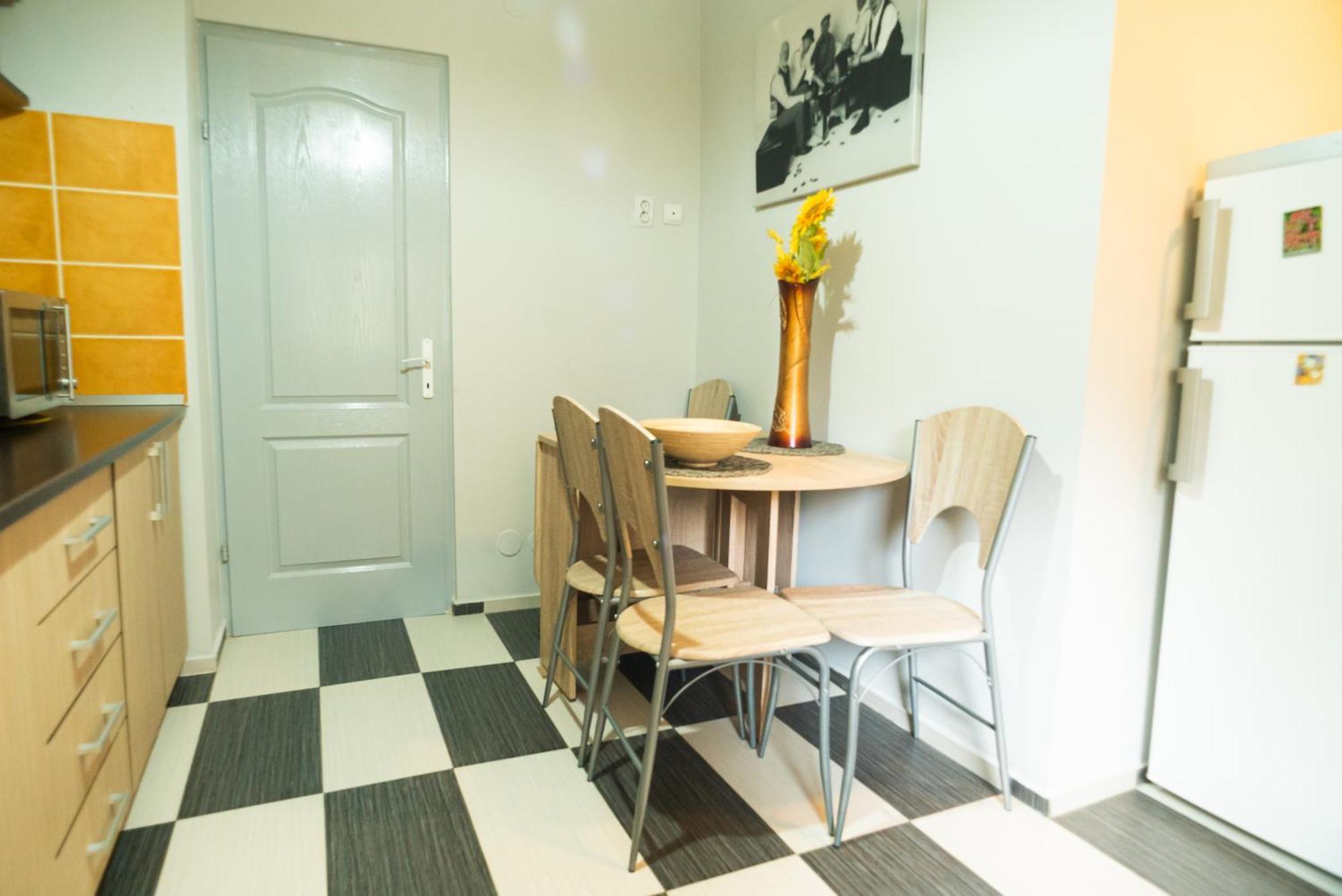 Apartament Dacul Hunedoara Ngoại thất bức ảnh