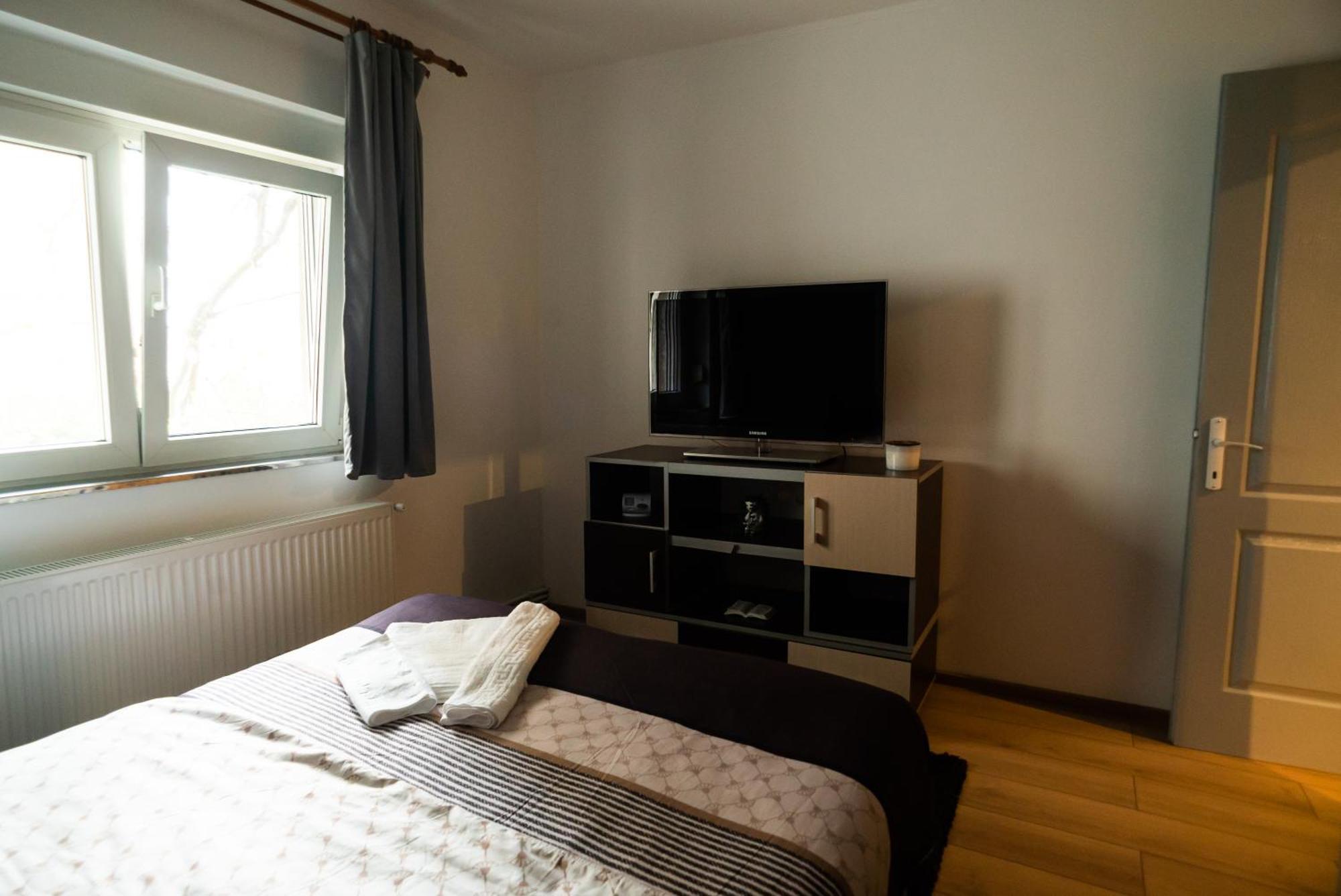 Apartament Dacul Hunedoara Ngoại thất bức ảnh