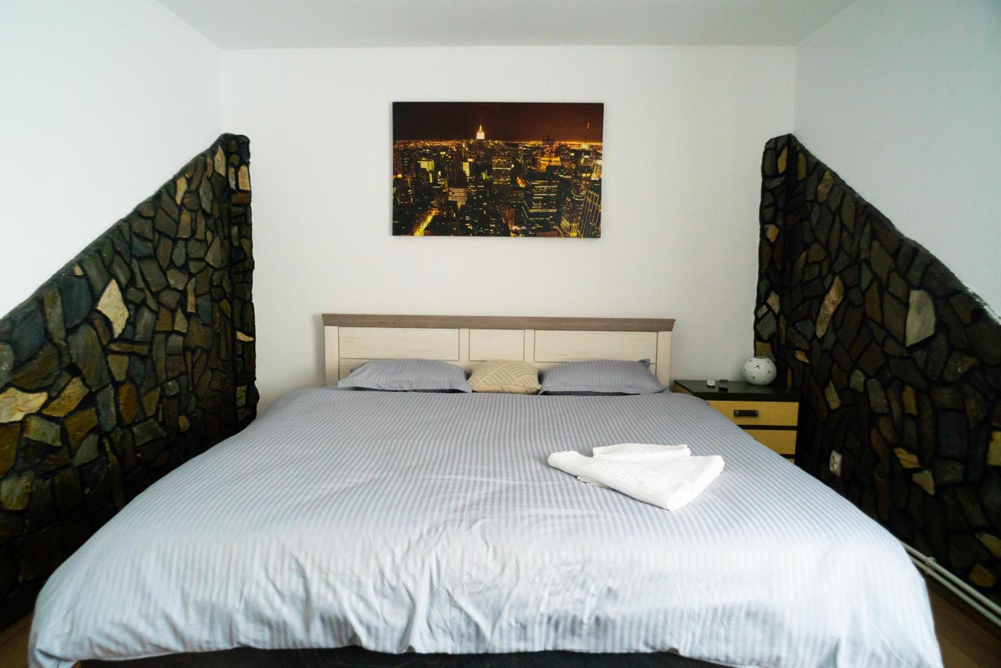 Apartament Dacul Hunedoara Ngoại thất bức ảnh